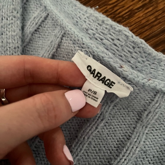 baby blue cropped sweater garage size small - Picture 3 of 4